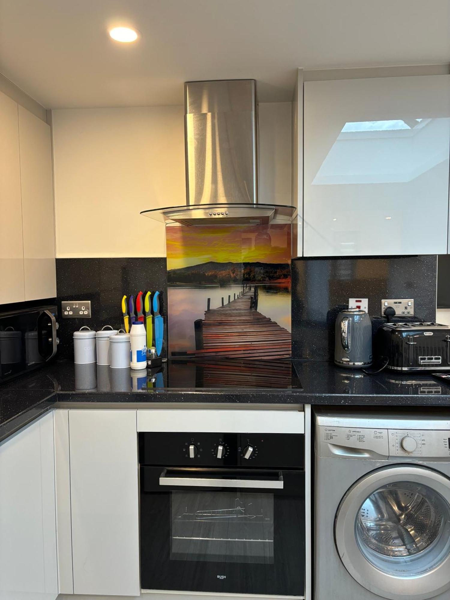 Сasa de vacaciones Newly Build 2br With Free Parking *