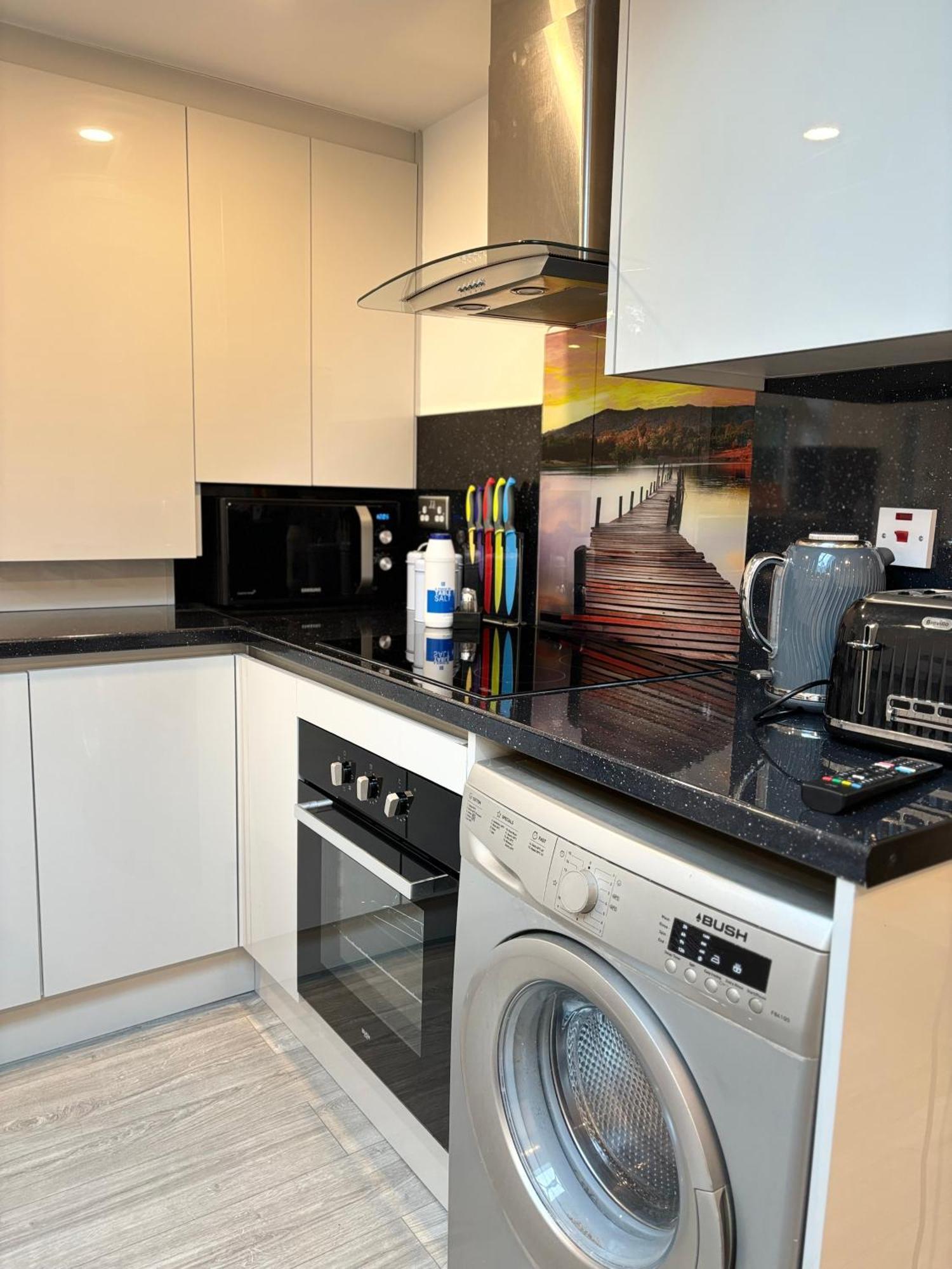Сasa de vacaciones Newly Build 2br With Free Parking *